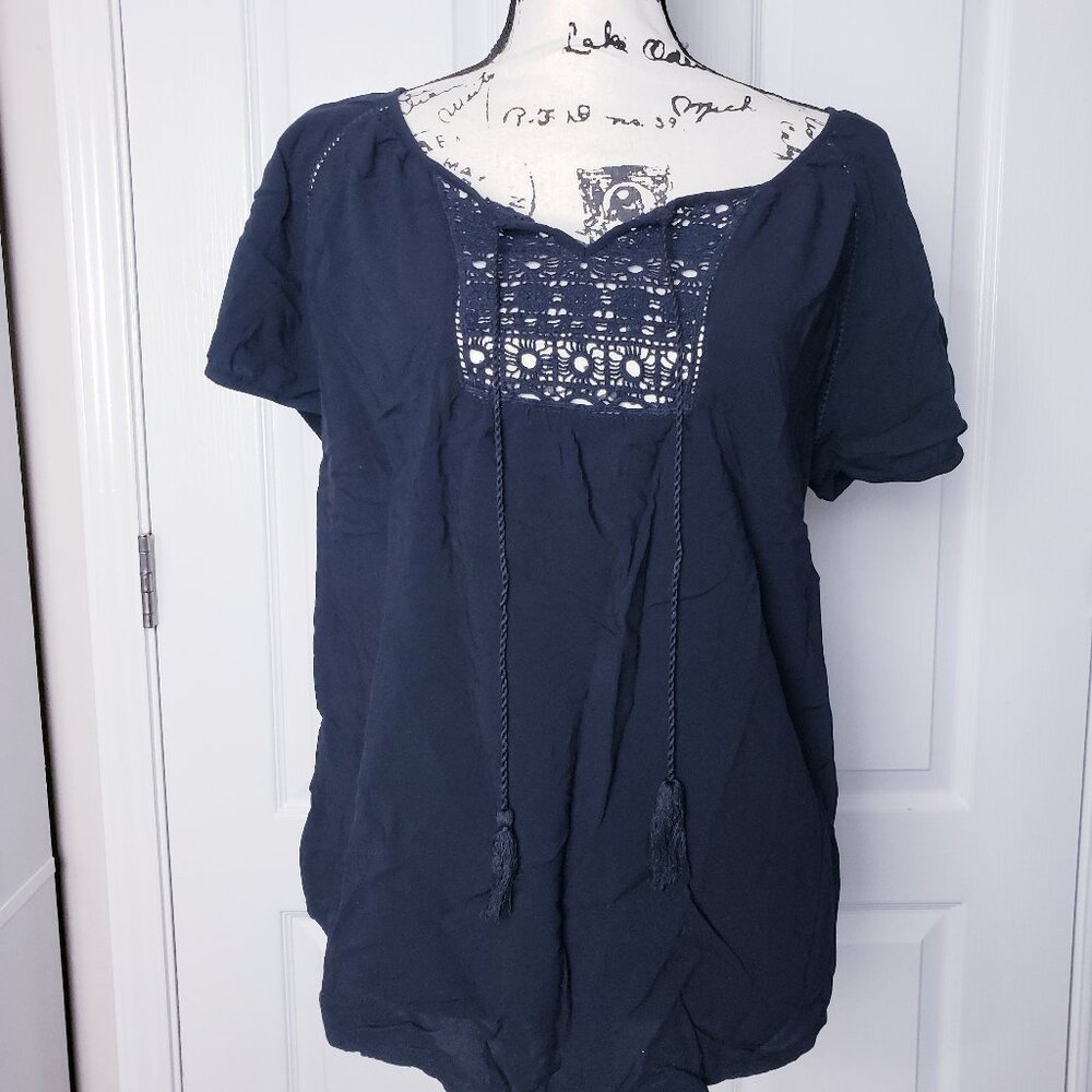 No Boundaries Black Crochet Top Size XL 15-17